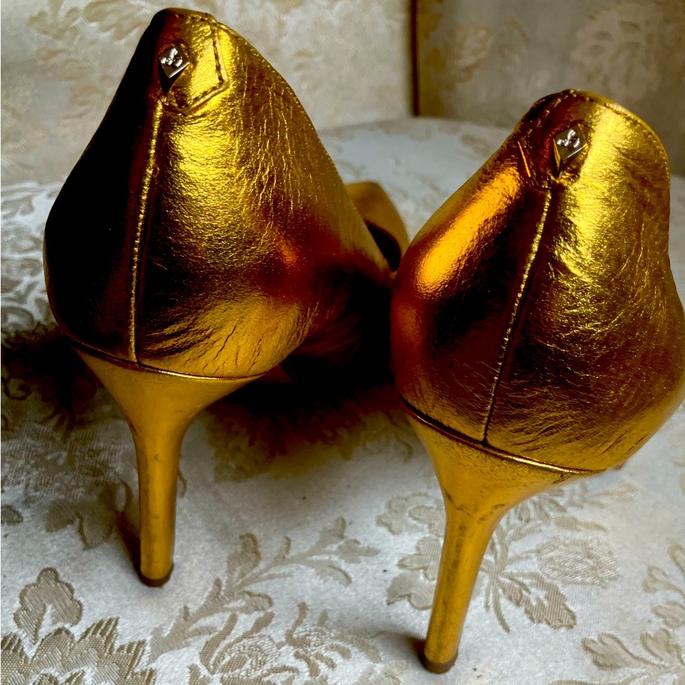 Gold Classic Pump